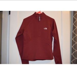 North Face women's half zip pullover S